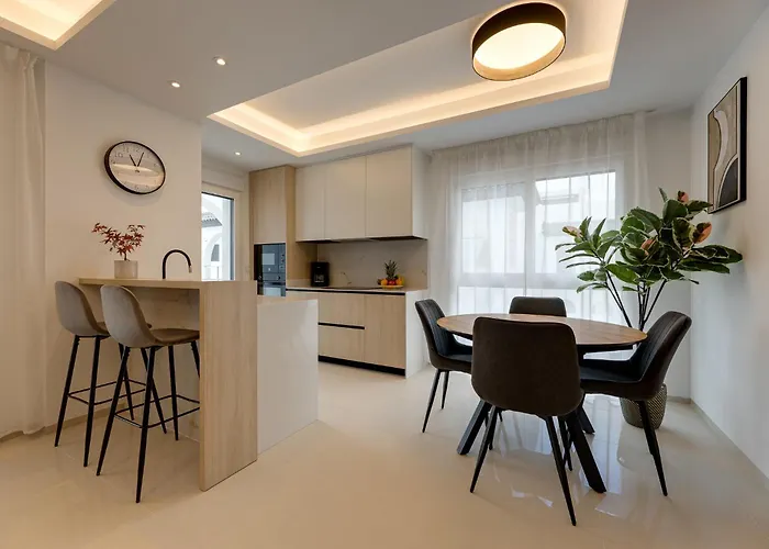 Апартаменты Enora Garden Quesada 16 *