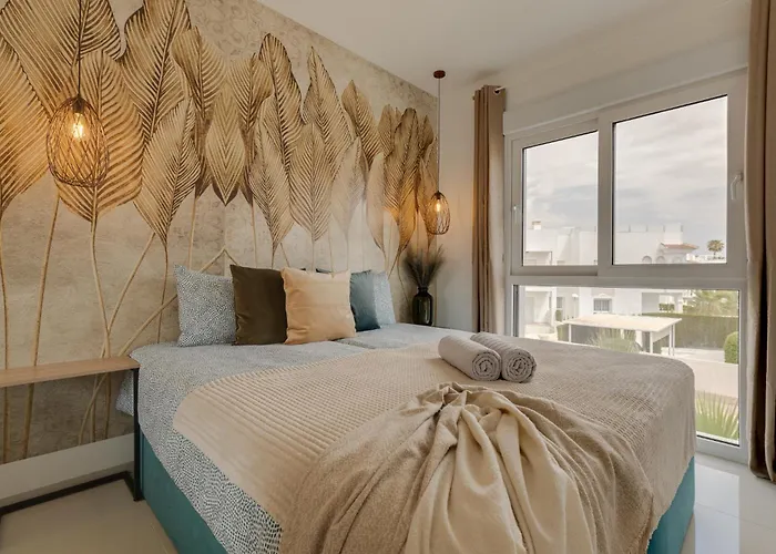 Апартаменты Enora Garden Quesada 16 *