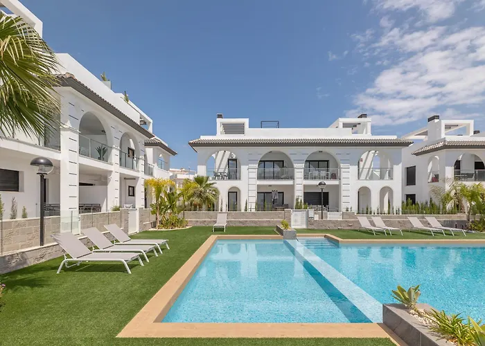 Апартаменты Enora Garden Quesada 16 *